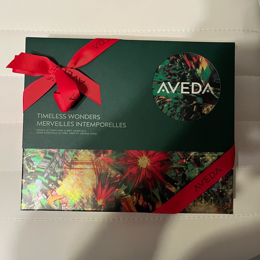 Aveda- Timeless Wonders Gift Set